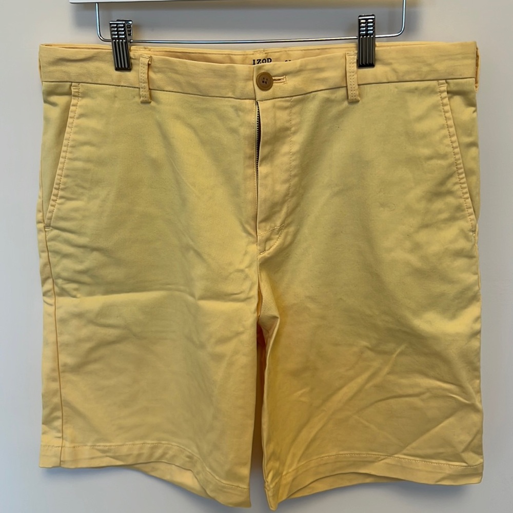 Izod men’s short size 33